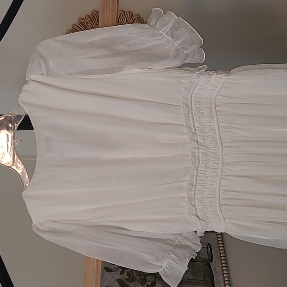 Gorgeous Cream Maxi Dress - Picture 7 of 11